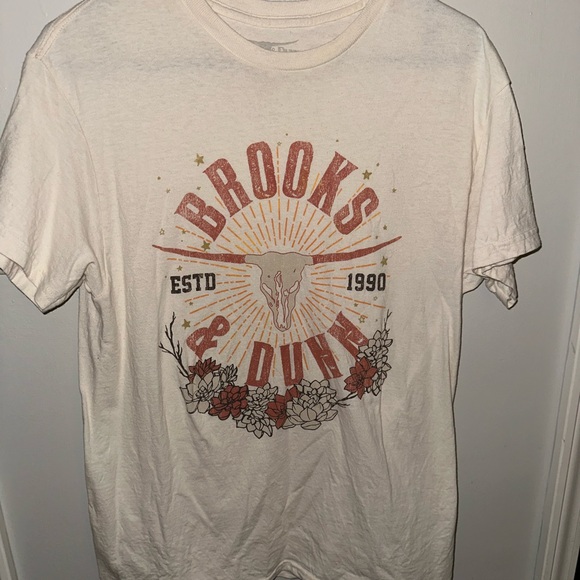 Brooks & DunnCream Graphic Tee - Picture 1 of 4